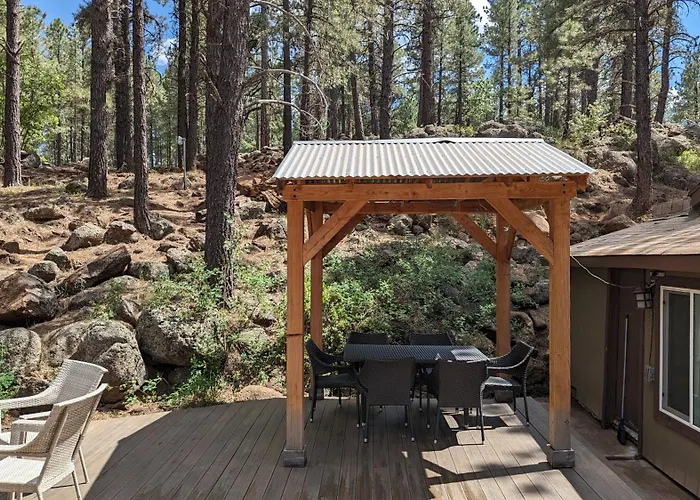 The Cozy Chalet