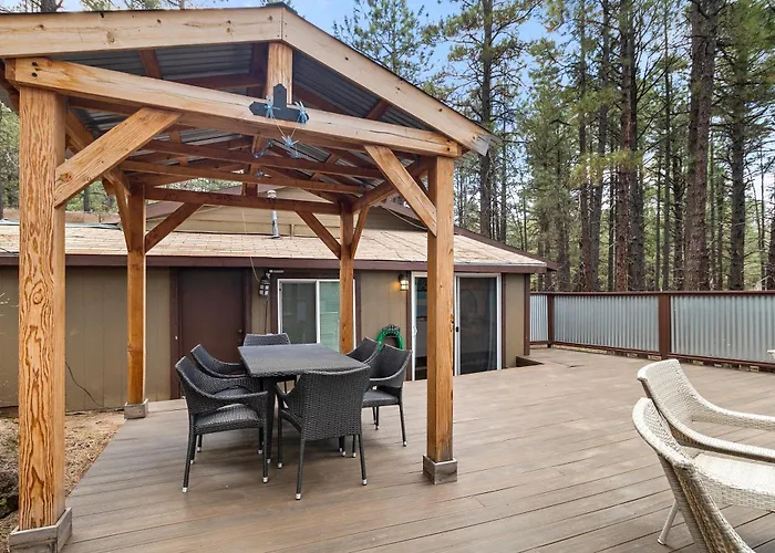 The Cozy Chalet Flagstaff